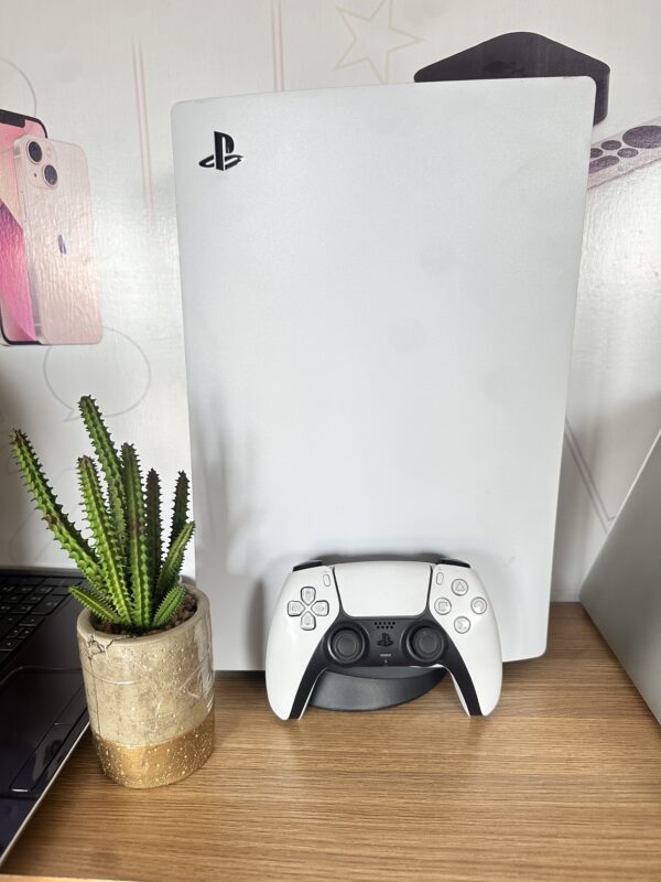 PS5 standard Venu – Image 4